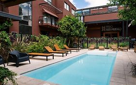 Plaza Paradiso Petit Hotel